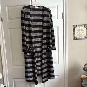 LuLaRoe Sarah cardigan. Size medium